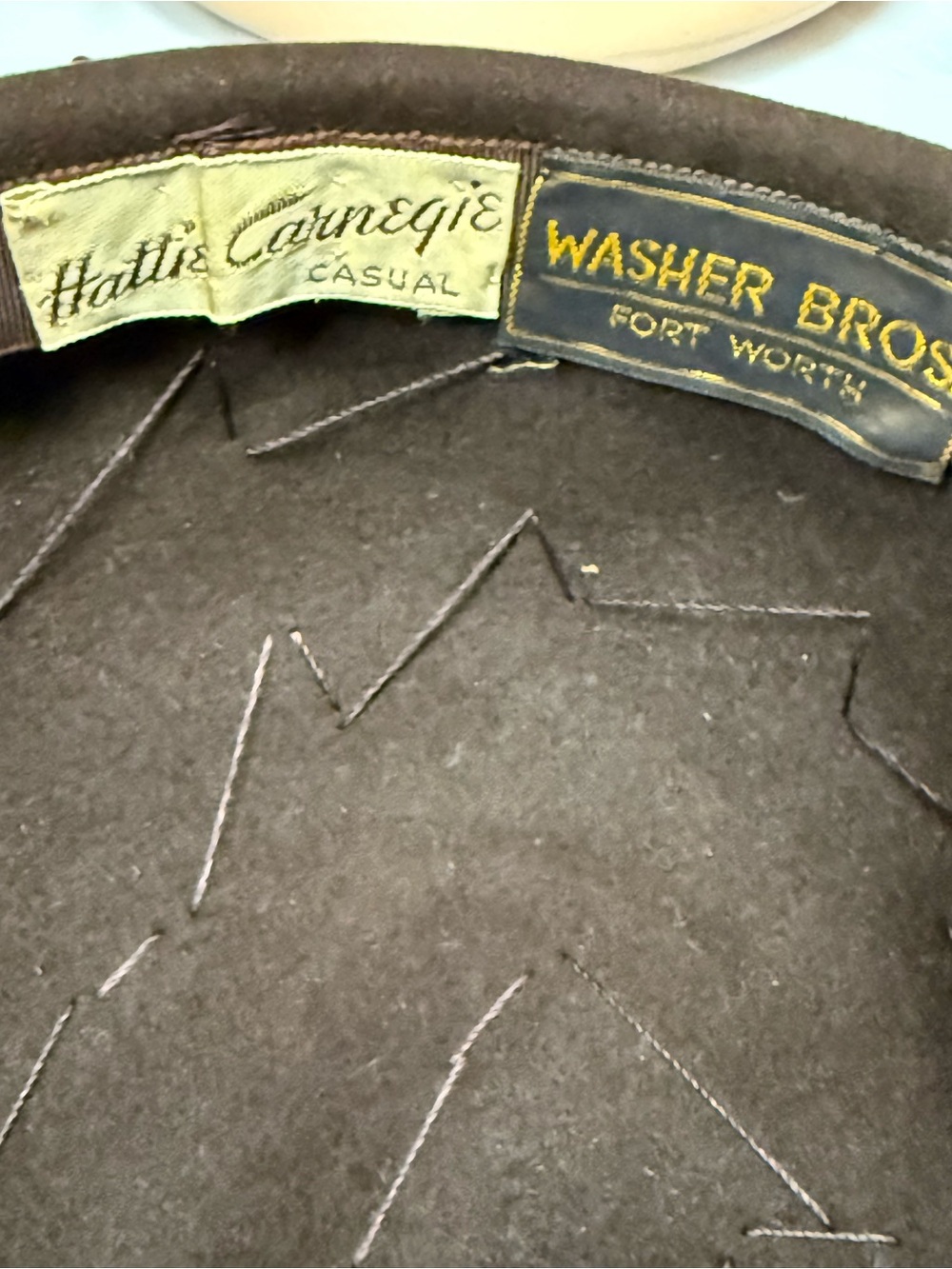 Vintage Hattie Carnegie Brown Wool Felt Women's Hat Decorative Rosettes - Picture 8 of 8